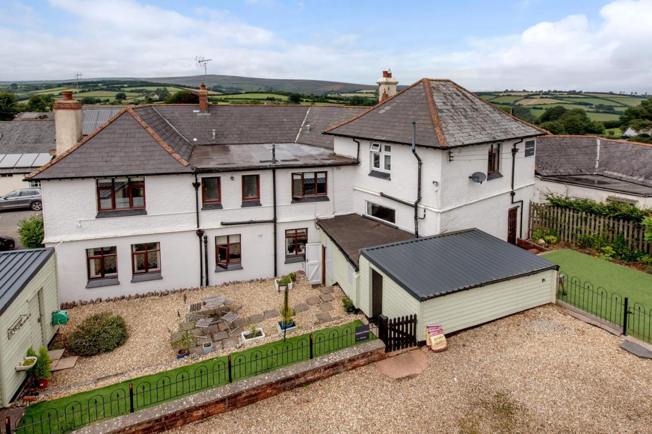 Wheddon Cross Exmoor House B&B 외부 사진